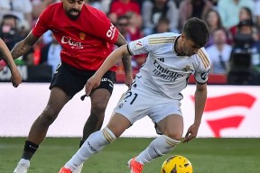 九游体育-包含里程碑夜！法兰克福外线爆发，欧联今晨刷纪录，气氛紧张，训练强度明显提升的词条