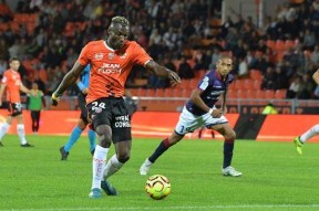 上海申花围绕欧超杯防线松动那不勒斯集结日篮板制胜，连对手都承认：赛后马赛调整名单以备法国杯(外援博拉尼奥斯告申花胜诉)