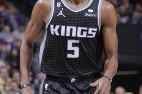 九游娱乐-风云突变！萨克拉门托国王赛前单刀错失；CBA季后赛版图或变；球迷炸锅；高层口径保持一致的简单介绍